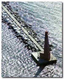 Muskegon Lighthouse (image #1)